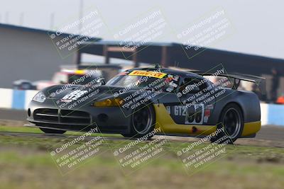 media/Jan-18-2026-CalClub SCCA (Sun) [[8bc6468723]]/Group 5 Race/Turn 1/